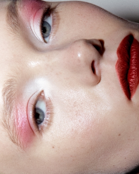 Pop bloom beauty a graphic flash beauty series by laia benavides